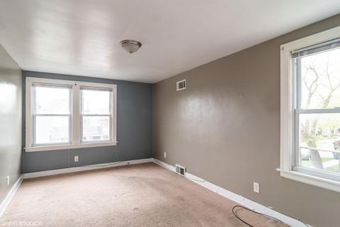 8046 Christie Ave, Lyons, IL 60534 photo 9