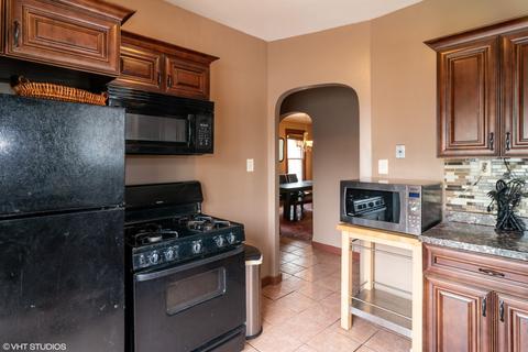 8046 Christie Ave, Lyons, IL 60534 photo 6