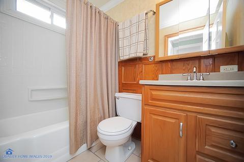 2604 Ridge Rd, Lansing, IL 60438 photo 5