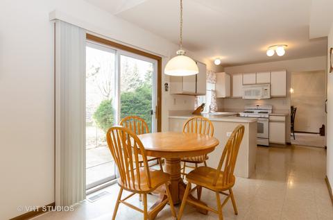 1139 Sawmill Ln, Algonquin, IL 60102 photo 4