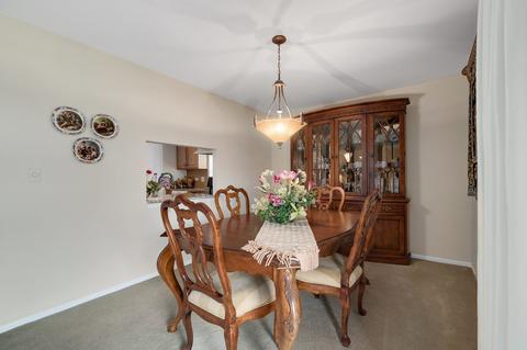 245 Windsor Ln #D, Willowbrook, IL 60527 photo 8
