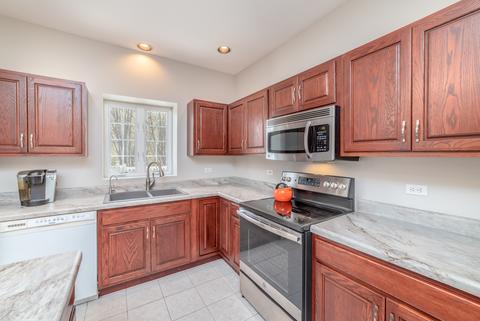 1200 Willow Ln, Harvard, IL 60033 photo 3