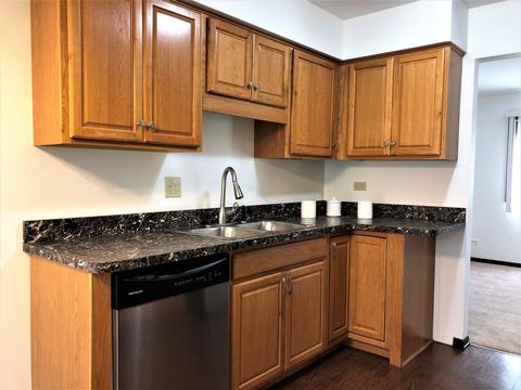 1511 Johnstown Ct, Wheaton, IL 60189 photo 7