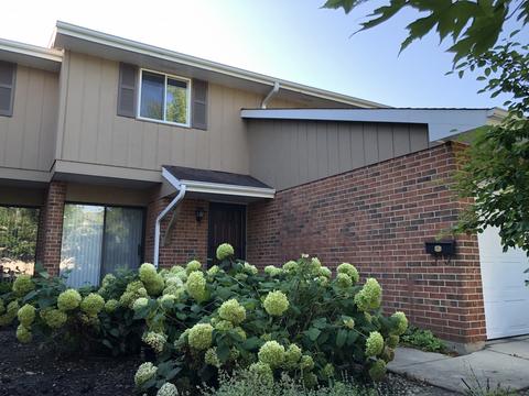 1511 Johnstown Ct, Wheaton, IL 60189 photo 1