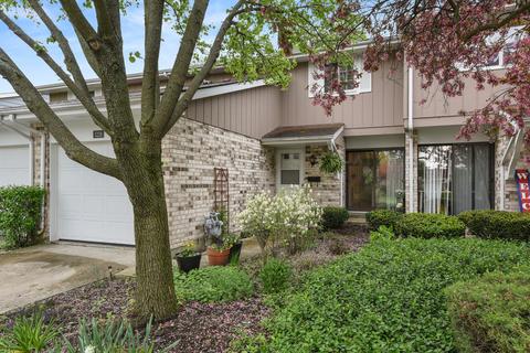 1228 Exeter Ct, Wheaton, IL 60189 photo 4