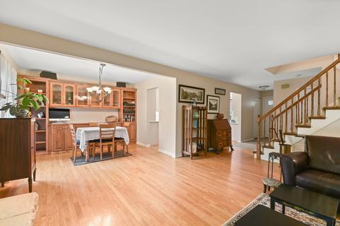 1228 Exeter Ct, Wheaton, IL 60189 photo 9
