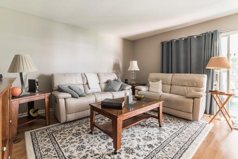 1710 Ida Rd, Hoffman Estates, IL 60169 photo 2
