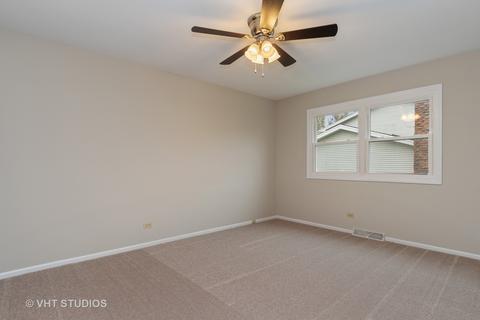 205 Willoway Dr, Naperville, IL 60540 photo 8