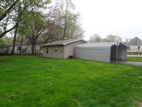 803 E Macon St, Clinton, IL 61727 photo 17