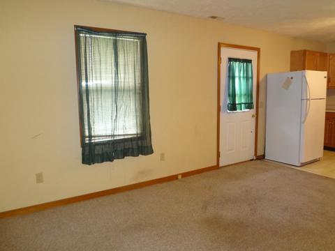 803 E Macon St, Clinton, IL 61727 photo 8