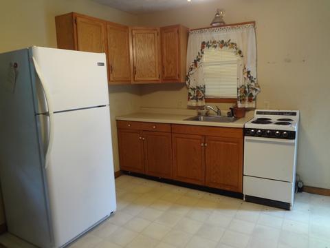 803 E Macon St, Clinton, IL 61727 photo 5
