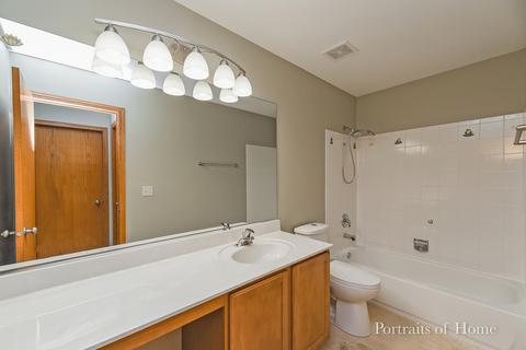 2207 Caton Ridge Dr, Plainfield, IL 60586 photo 9