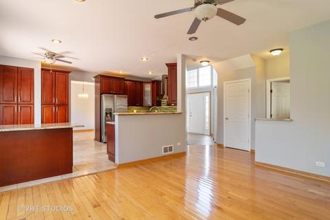 219 Faircroft Rd, Bartlett, IL 60103 photo 9