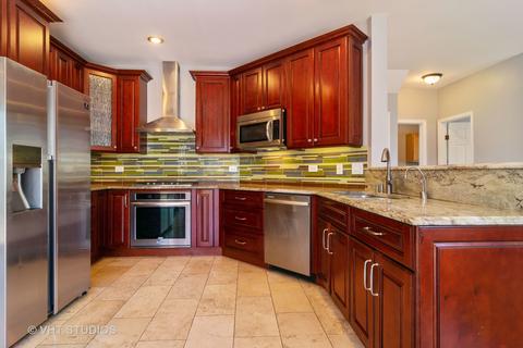 219 Faircroft Rd, Bartlett, IL 60103 photo 4