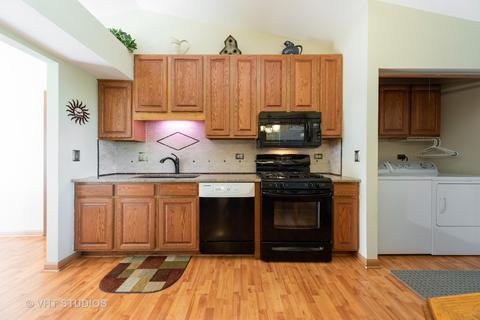 640 Claymont Ct, Algonquin, IL 60102 photo 8