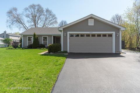 640 Claymont Ct, Algonquin, IL 60102 photo 1