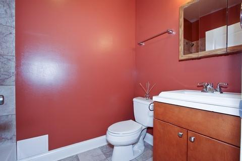 439 E 45th Pl, Chicago, IL 60637 photo 8