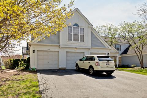 1363 Longacre Ln, Wheeling, IL 60090 photo 1