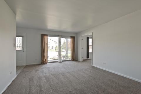 1363 Longacre Ln, Wheeling, IL 60090 photo 10