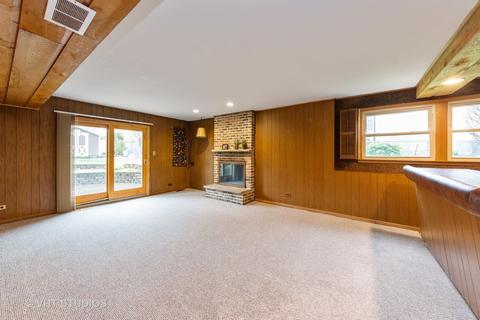 2015 E Wintergreen Ave, Mount Prospect, IL 60056 photo 7