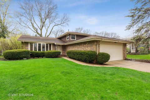 2015 E Wintergreen Ave, Mount Prospect, IL 60056 photo 1
