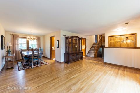 2015 E Wintergreen Ave, Mount Prospect, IL 60056 photo 4