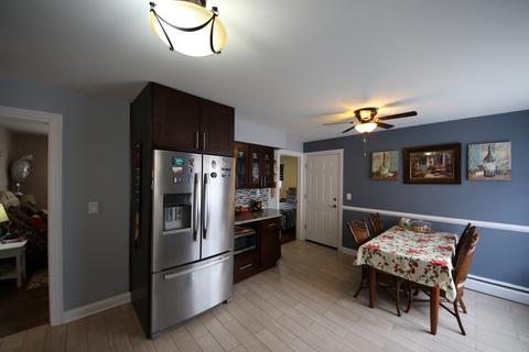 85 Dover Dr, Des Plaines, IL 60018 photo 5