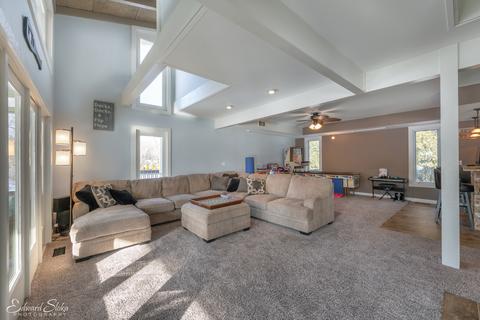 2718 Tichfield Ter, Johnsburg, IL 60051 photo 18