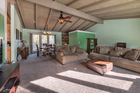 2718 Tichfield Ter, Johnsburg, IL 60051 photo 6