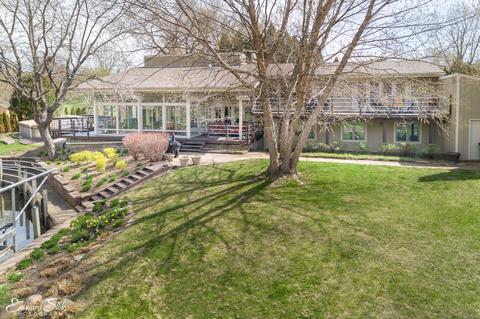 2718 Tichfield Ter, Johnsburg, IL 60051 photo 2