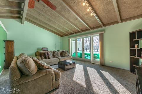 2718 Tichfield Ter, Johnsburg, IL 60051 photo 9