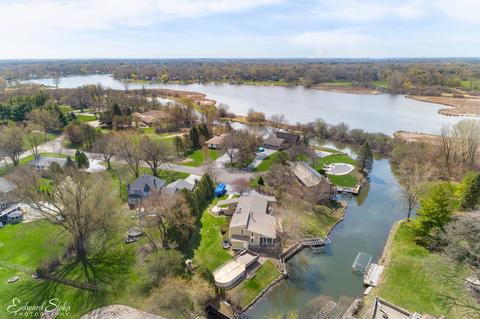 2718 Tichfield Ter, Johnsburg, IL 60051 photo 36