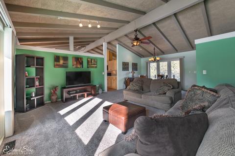 2718 Tichfield Ter, Johnsburg, IL 60051 photo 8