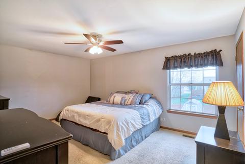965 Baltusrol Dr, Elgin, IL 60123 photo 13