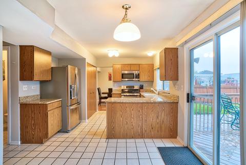 965 Baltusrol Dr, Elgin, IL 60123 photo 4