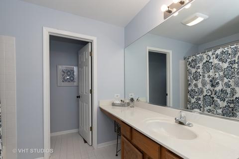 949 Knowles Rd, Gurnee, IL 60031 photo 11