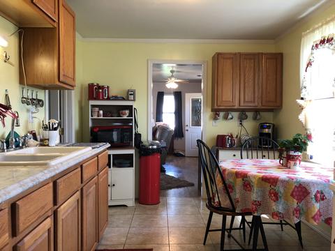 165 N May Ave, Kankakee, IL 60901 photo 4