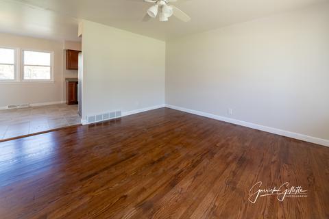 1480 Molitor Rd, Aurora, IL 60505 photo 5
