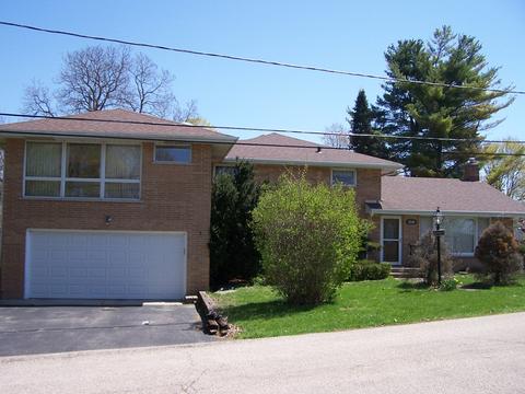 1210 Blackhawk Ave, Mchenry, IL 60051 photo 1