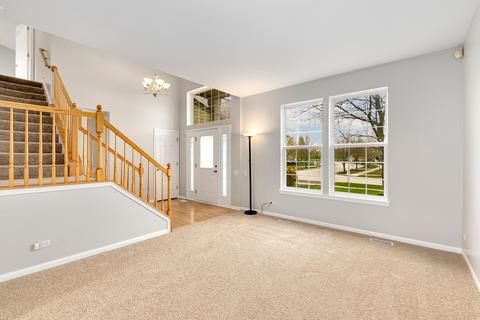 1930 Capri Dr, Aurora, IL 60503 photo 3