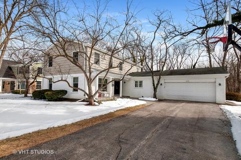 625 Wicklow Rd, Deerfield, IL 60015 photo 1