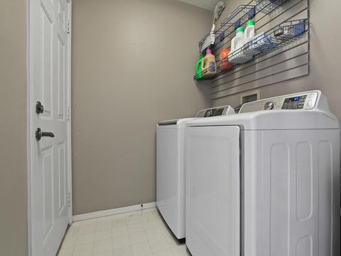 819 Phaeton Pl, Normal, IL 61761 photo 24