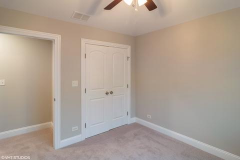 9531 Shields Ave, Brookfield, IL 60513 photo 11