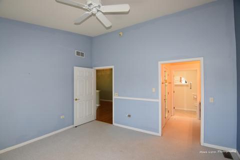 118 Deer Run Ln, Elgin, IL 60120 photo 15