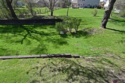 118 Deer Run Ln, Elgin, IL 60120 photo 31
