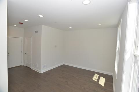 170 S Washington St, Wheaton, IL 60187 photo 25