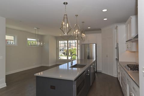 170 S Washington St, Wheaton, IL 60187 photo 5