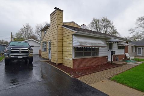 3608 Bluebird Ln, Rolling Meadows, IL 60008 photo 2