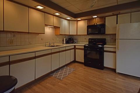 3608 Bluebird Ln, Rolling Meadows, IL 60008 photo 9