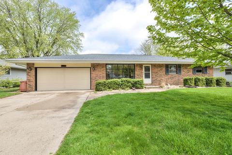 114 Riss Dr, Normal, IL 61761 photo 1